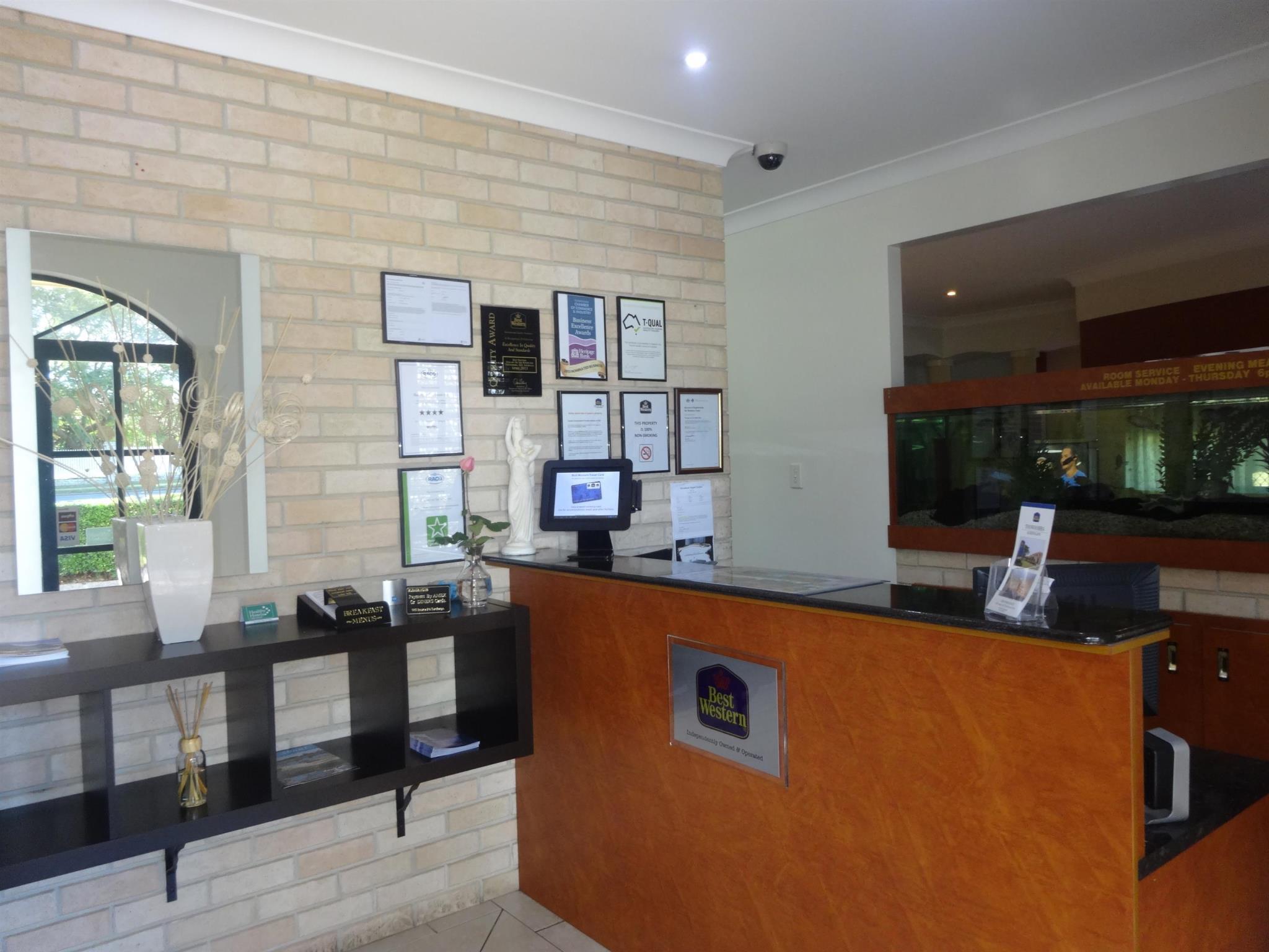 Best Western Tuscany On Tor Motor Inn Toowoomba Ngoại thất bức ảnh